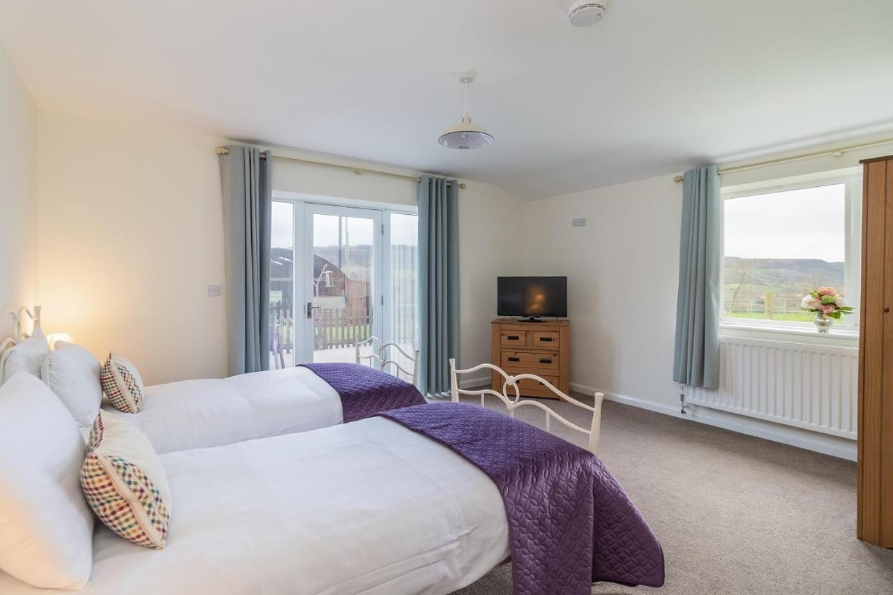 The Grainary Cottages Scarborough Esterno foto