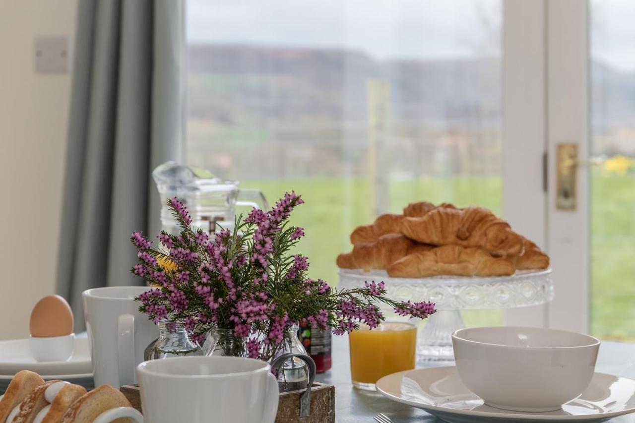 The Grainary Cottages Scarborough Esterno foto