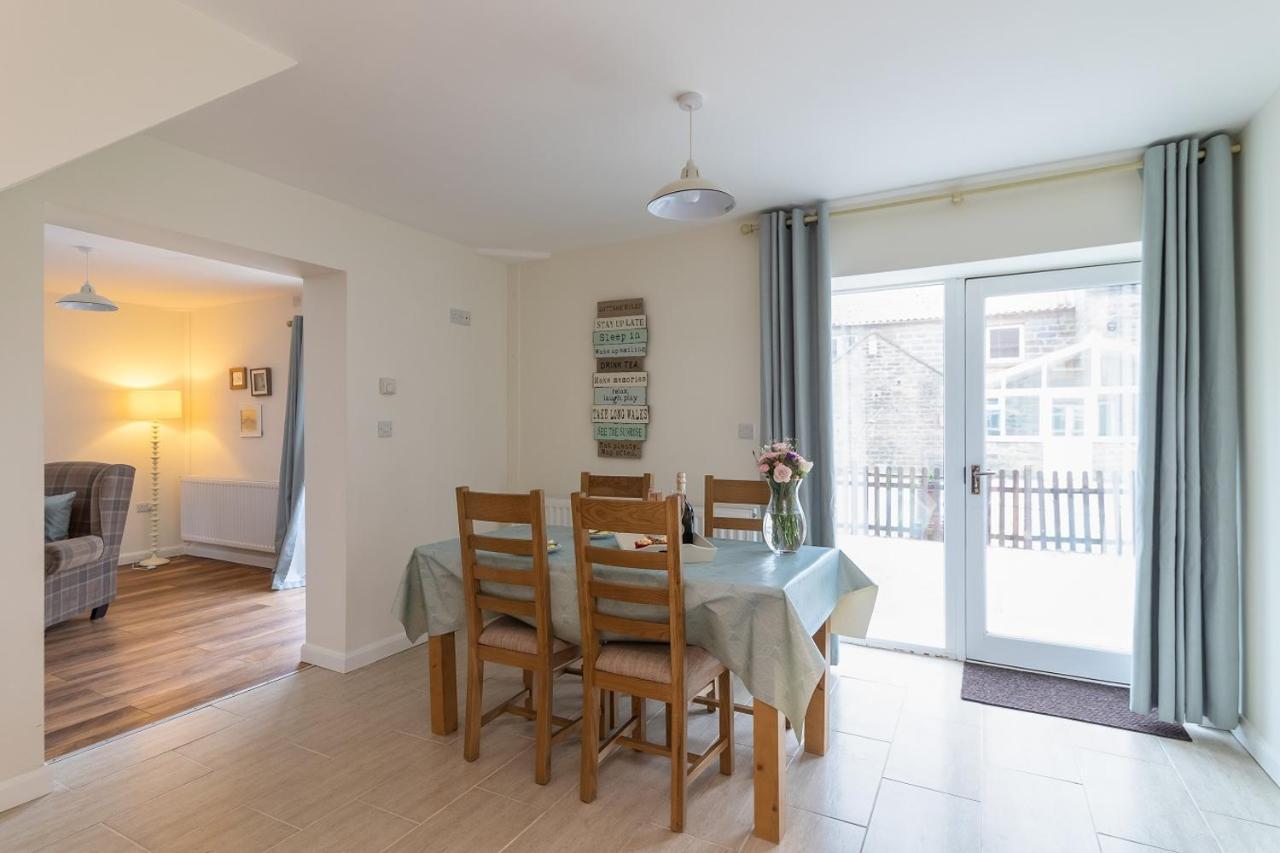 The Grainary Cottages Scarborough Esterno foto