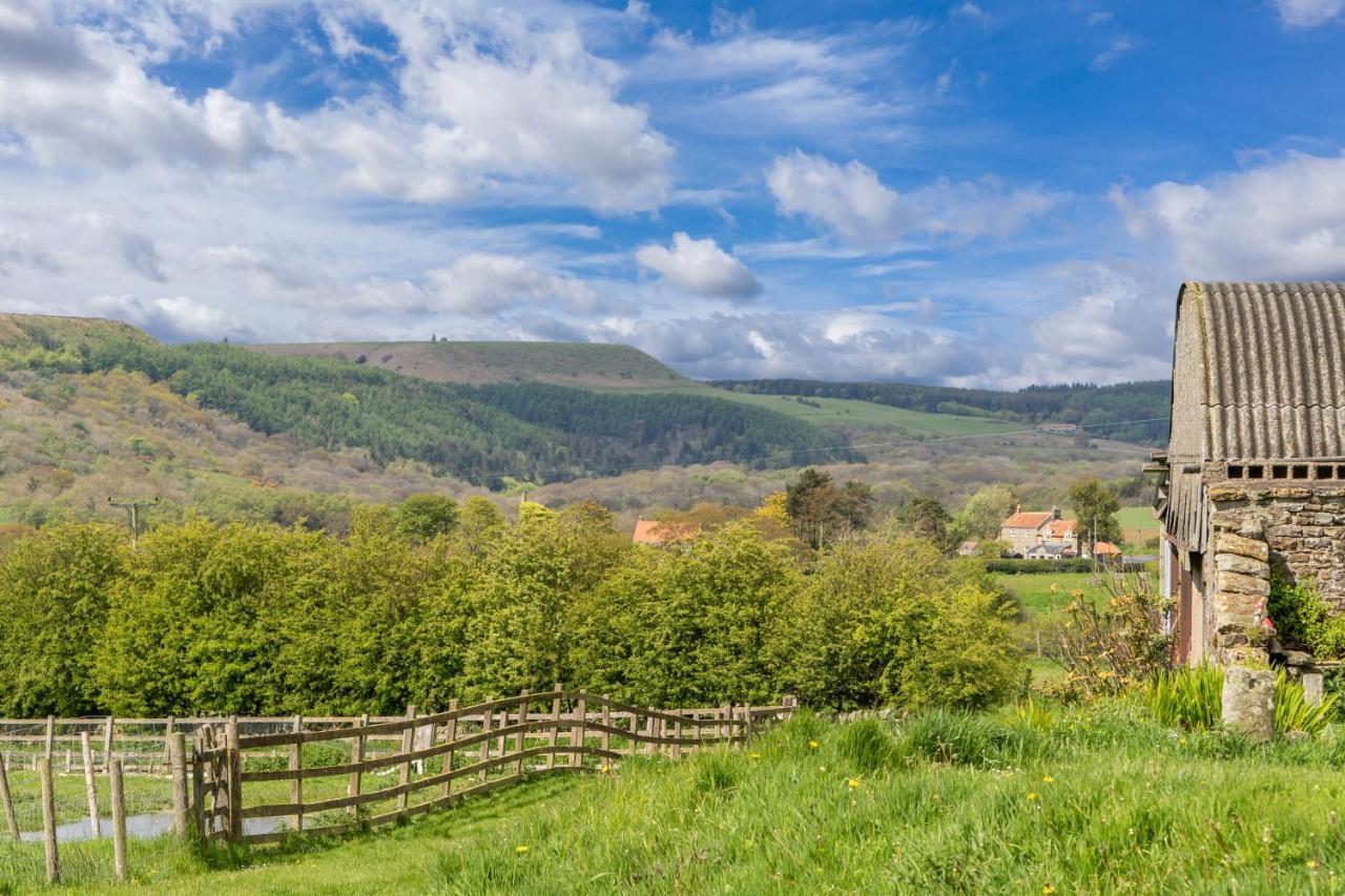 The Grainary Cottages Scarborough Esterno foto